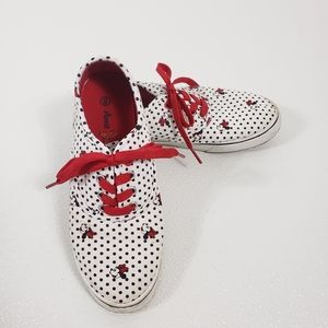 Disney Minnie Mouse Canvas Shoes Size 6